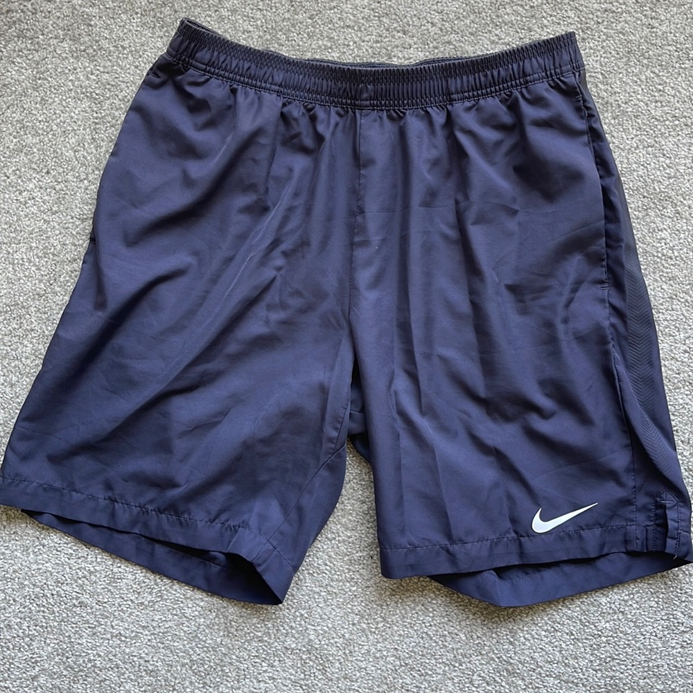 nike dry fit size large men’s shorts